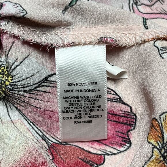 Express Floral Portofino Blouse MEDIUM Slim Fit Long Sleeve V Neck Red Pink Top - Picture 8 of 8